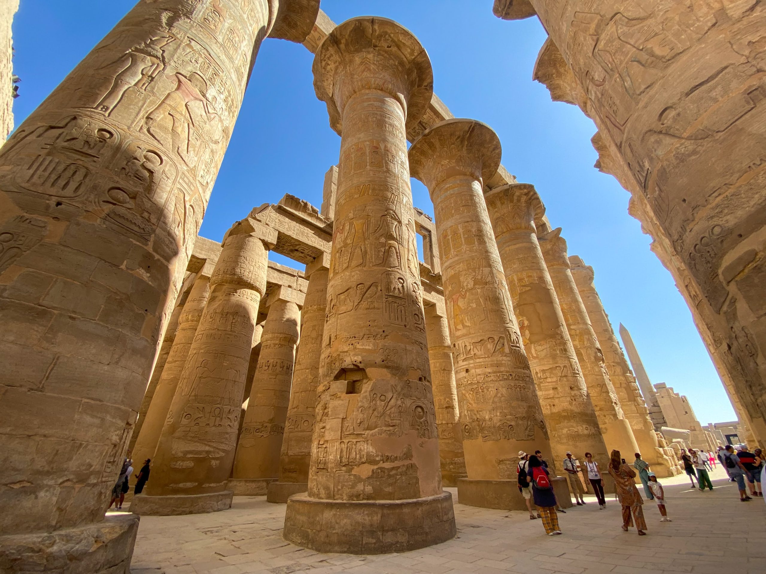 Karnak, l’immense complexe religieux à Louxor
